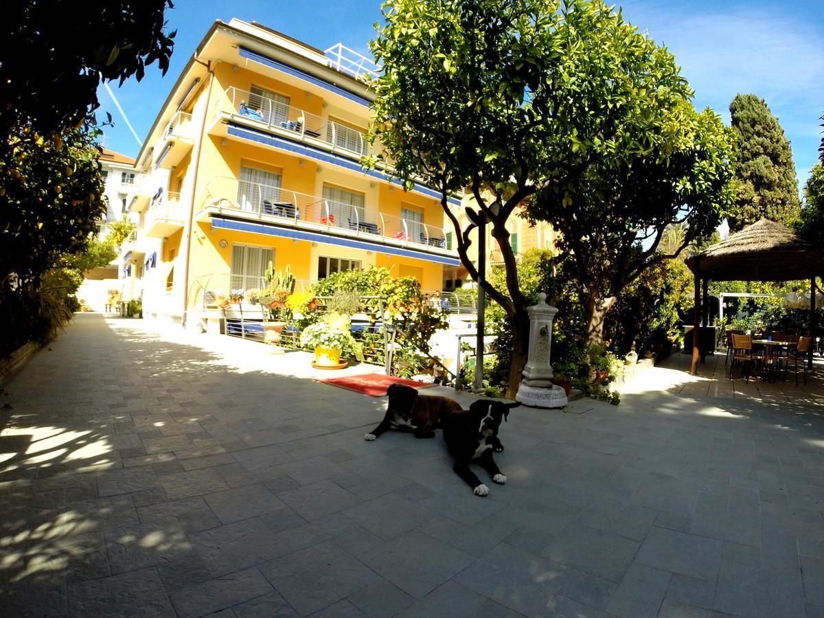 Hotel Villa Delibera Varazze Exteriör bild