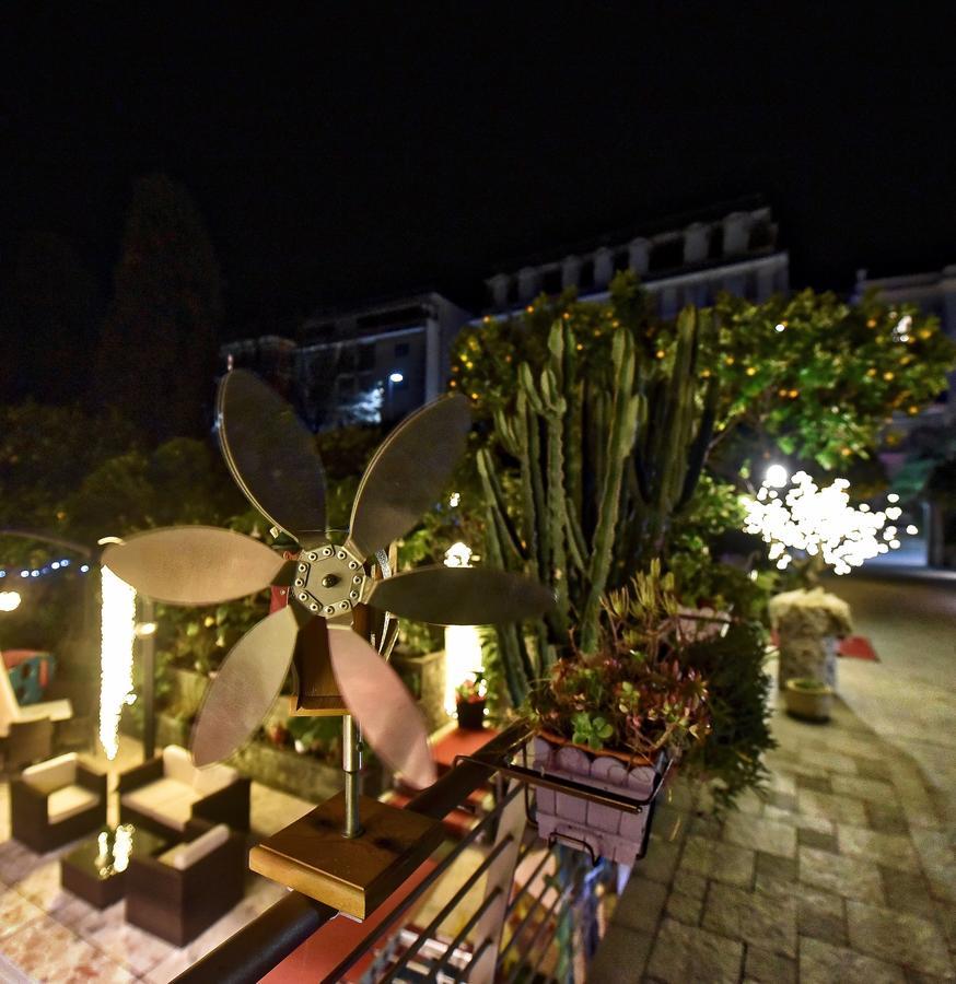 Hotel Villa Delibera Varazze Exteriör bild